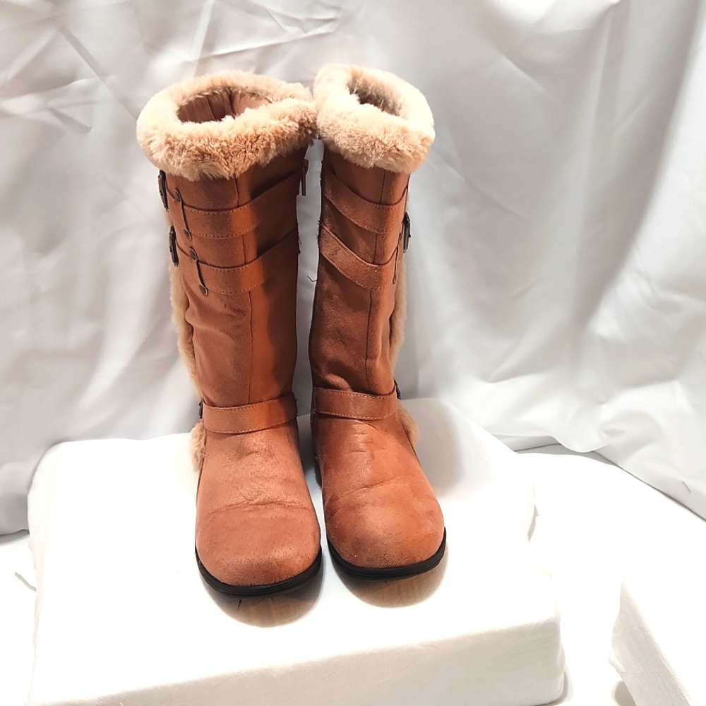 HOTCAKES WOMEN'S PINK BOOTS ZIP CLOSURE DECORATIVE BUCKLES SIZE 5M